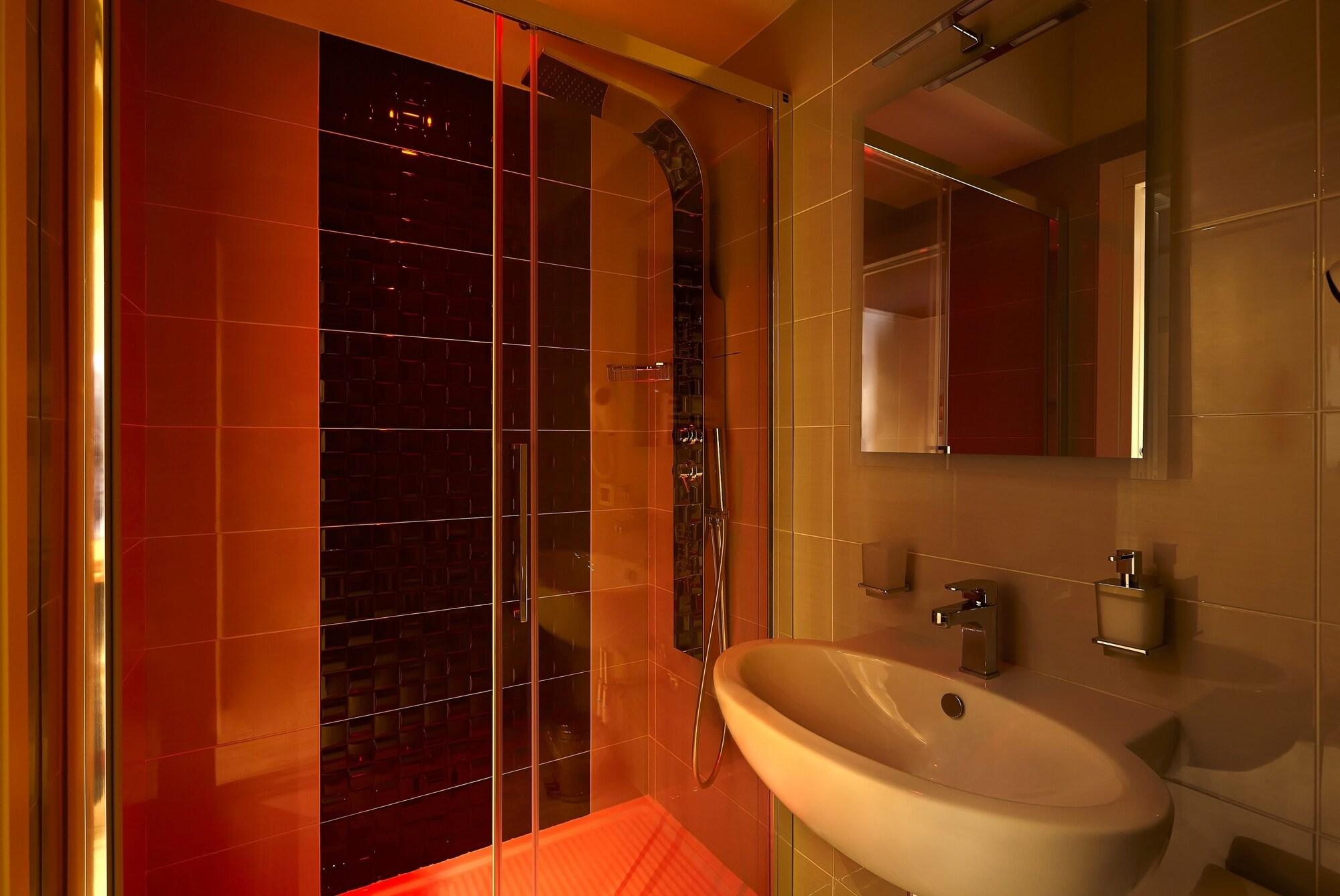 Hospitality Hotel Palermo Bagian luar foto