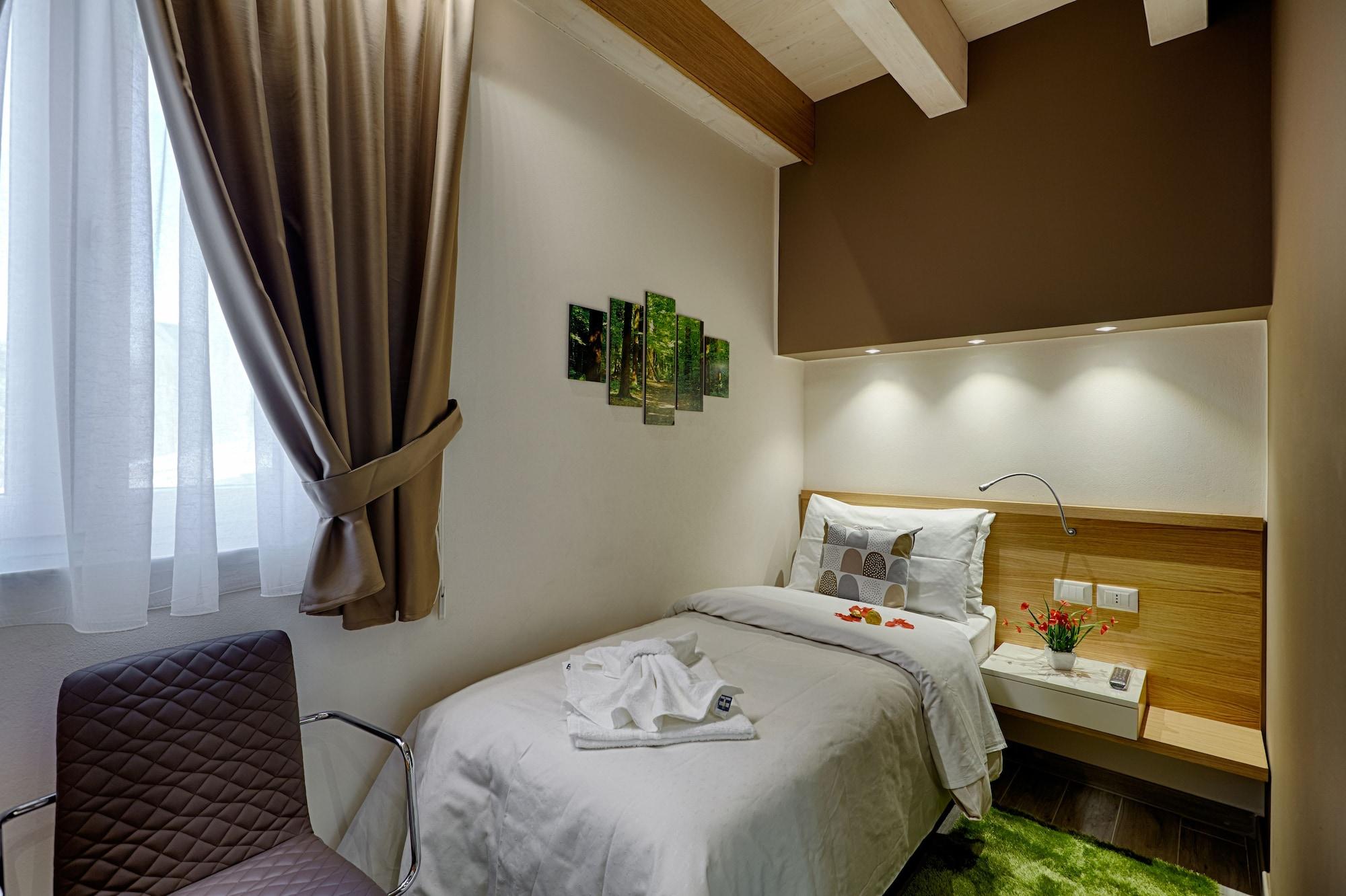 Hospitality Hotel Palermo Bagian luar foto