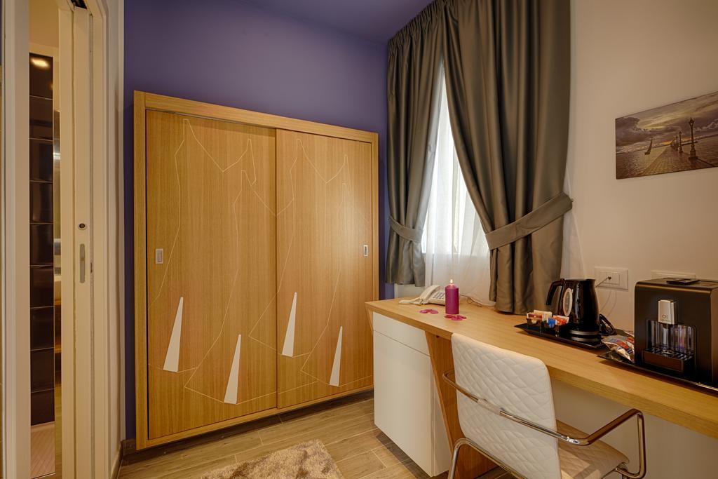 Hospitality Hotel Palermo Bagian luar foto