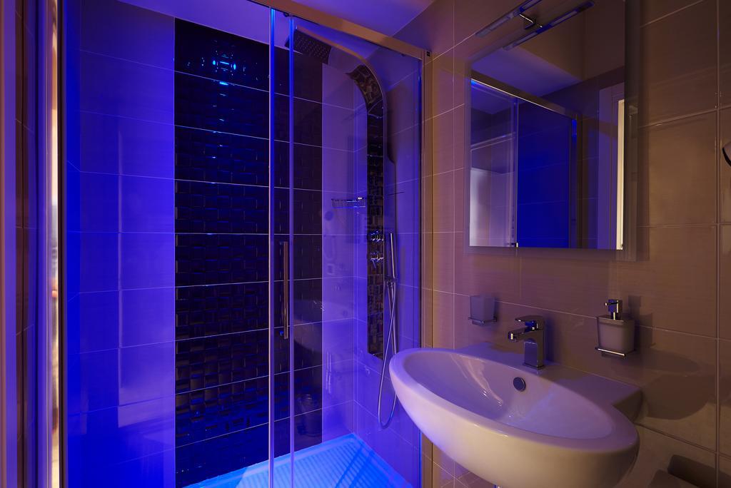 Hospitality Hotel Palermo Bagian luar foto