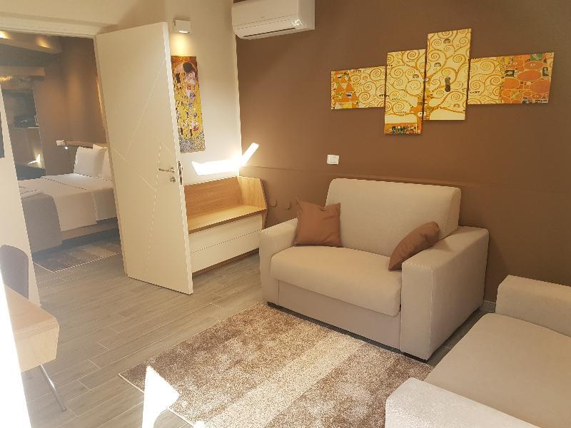Hospitality Hotel Palermo Bagian luar foto